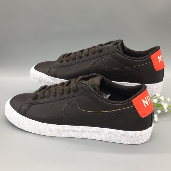 Nike Blazer Mid 77 in Velvet Brown - EUKICKS